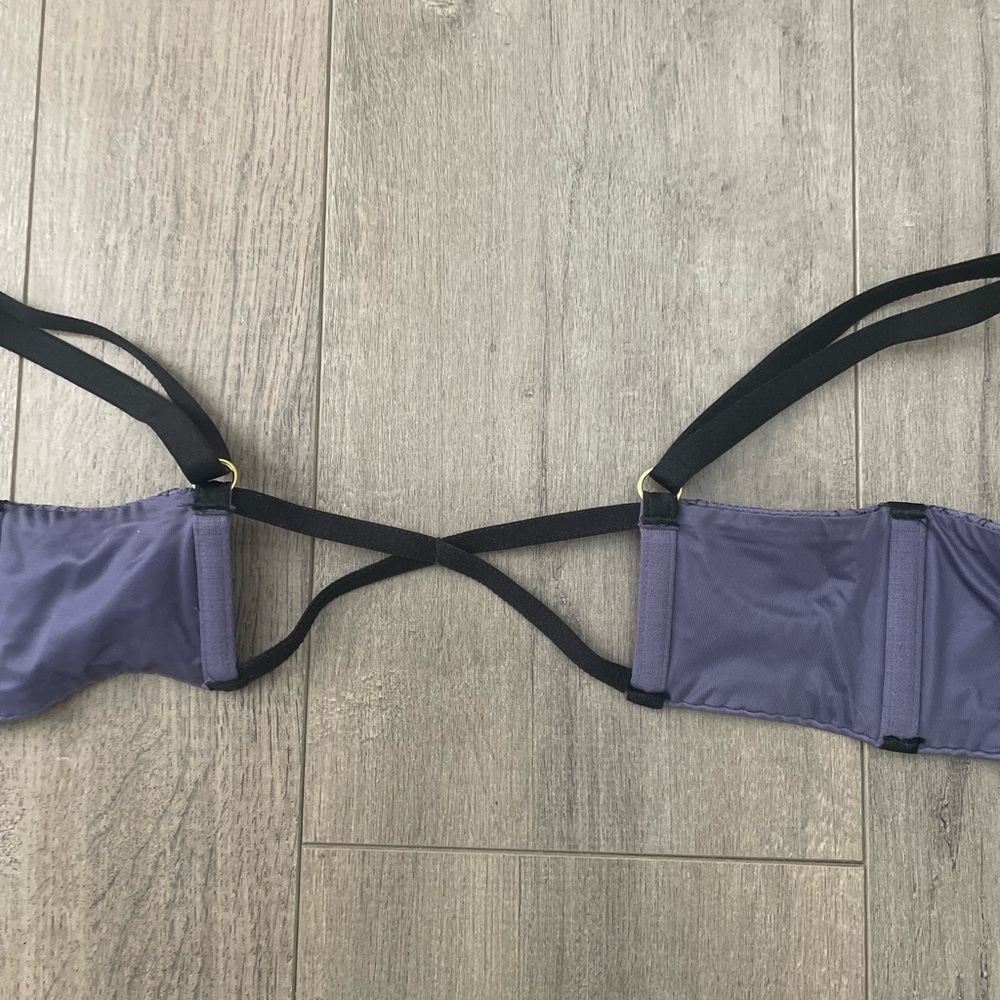 HOLD Stunning Victoria’s Secret Violet Blue Front Close Very Sexy Push-up Bra - Picture 7 of 7